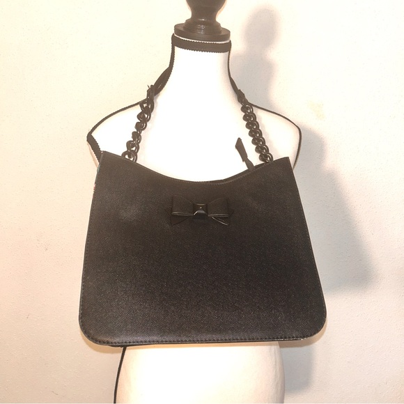 🌹Betsy Johnson black bow shoulder / hand bag with blk link strap. - Picture 4 of 15